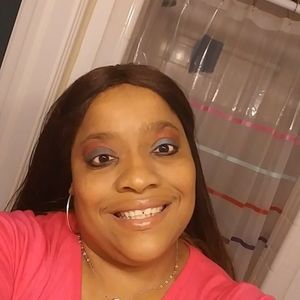 Meet your Posher, Eugenia